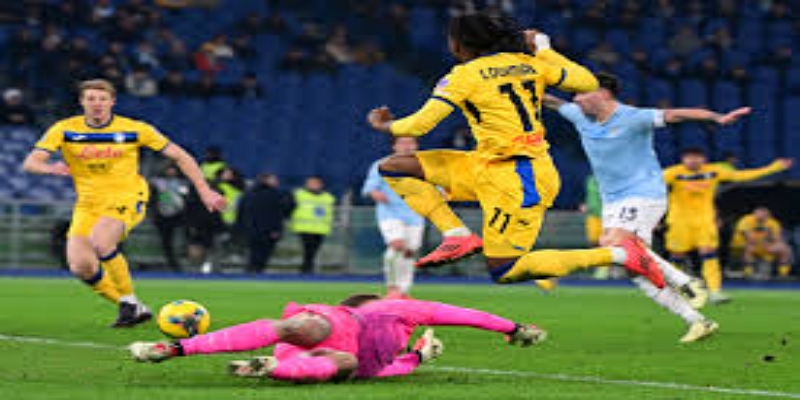 爱游戏体育视角：意甲争冠格局与竞争对手动态-爱游戏体育